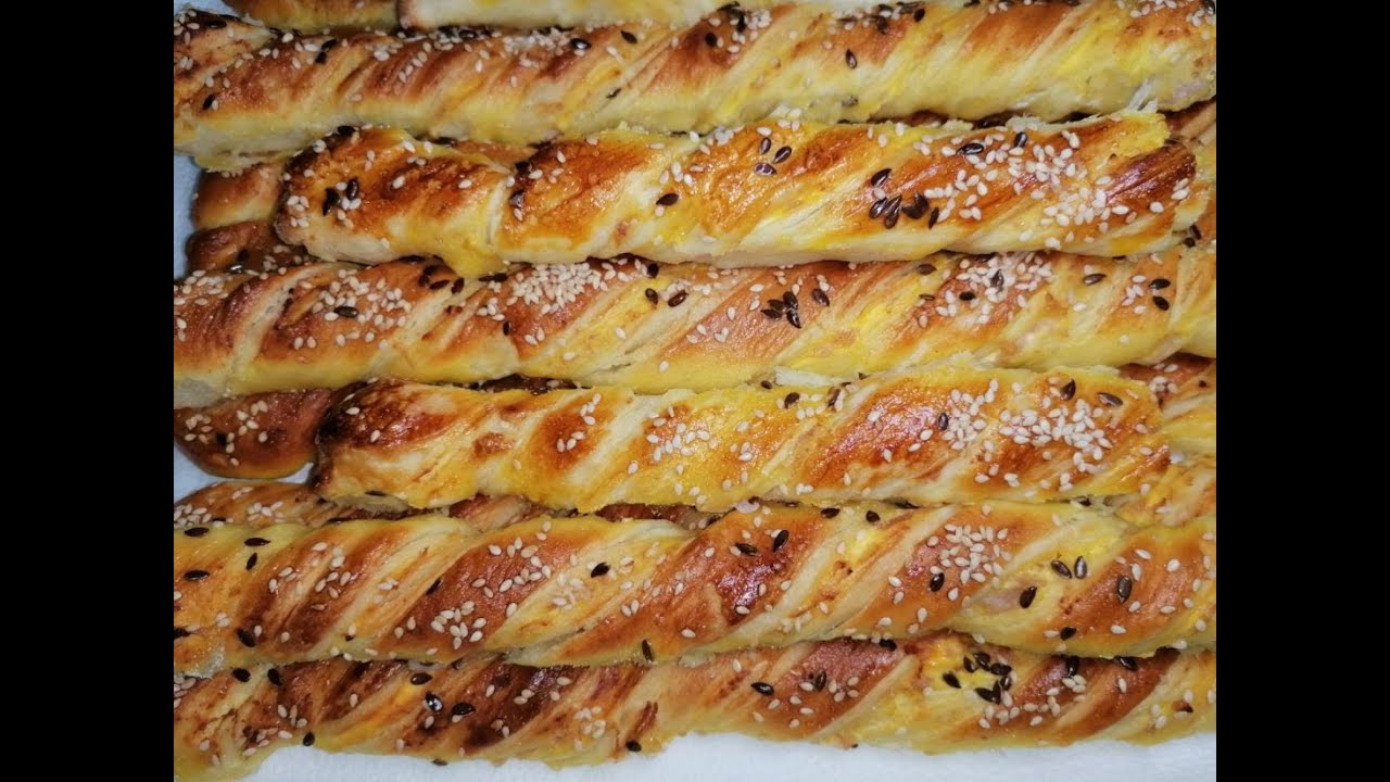 Lisnati štapići sa sirom i salamom