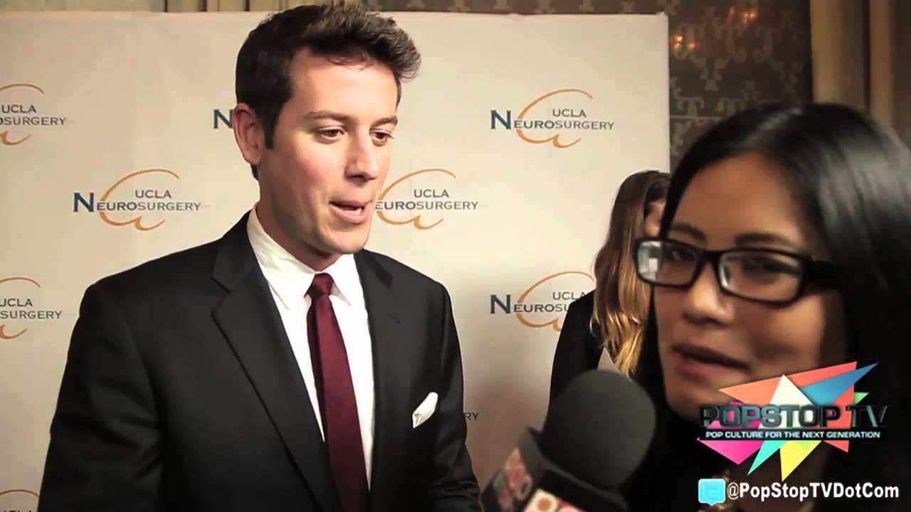 Ben Lyons gives tips to PopStopTV News Live Host!