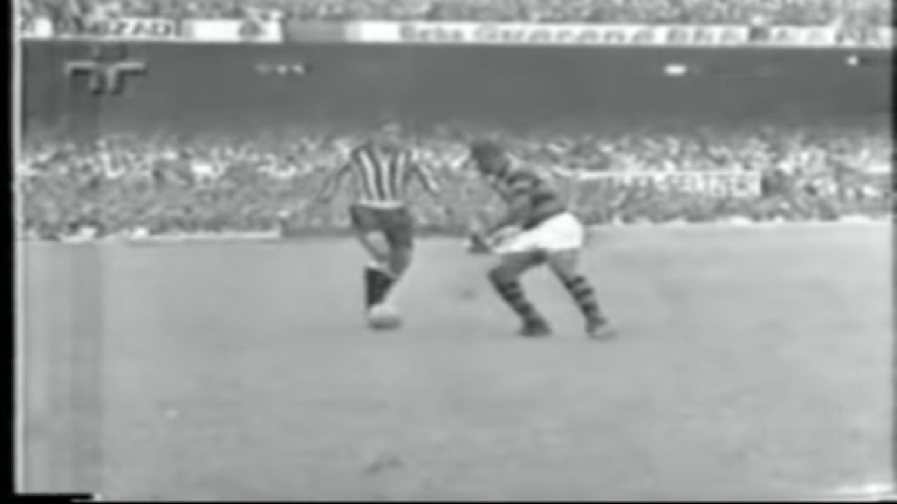 Garrincha - O maior driblador da história do futebol