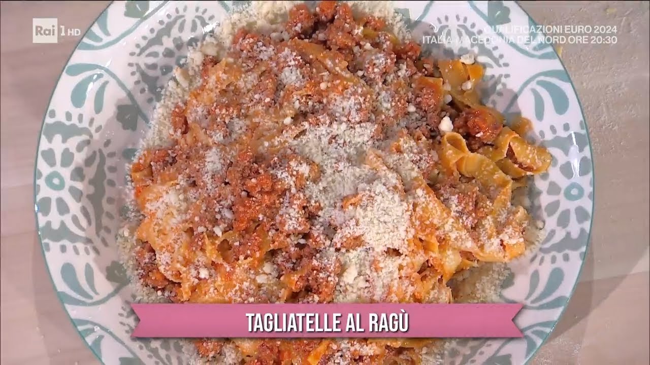 Tagliatelle al ragù - È sempre mezzogiorno - 17 /11/2023
