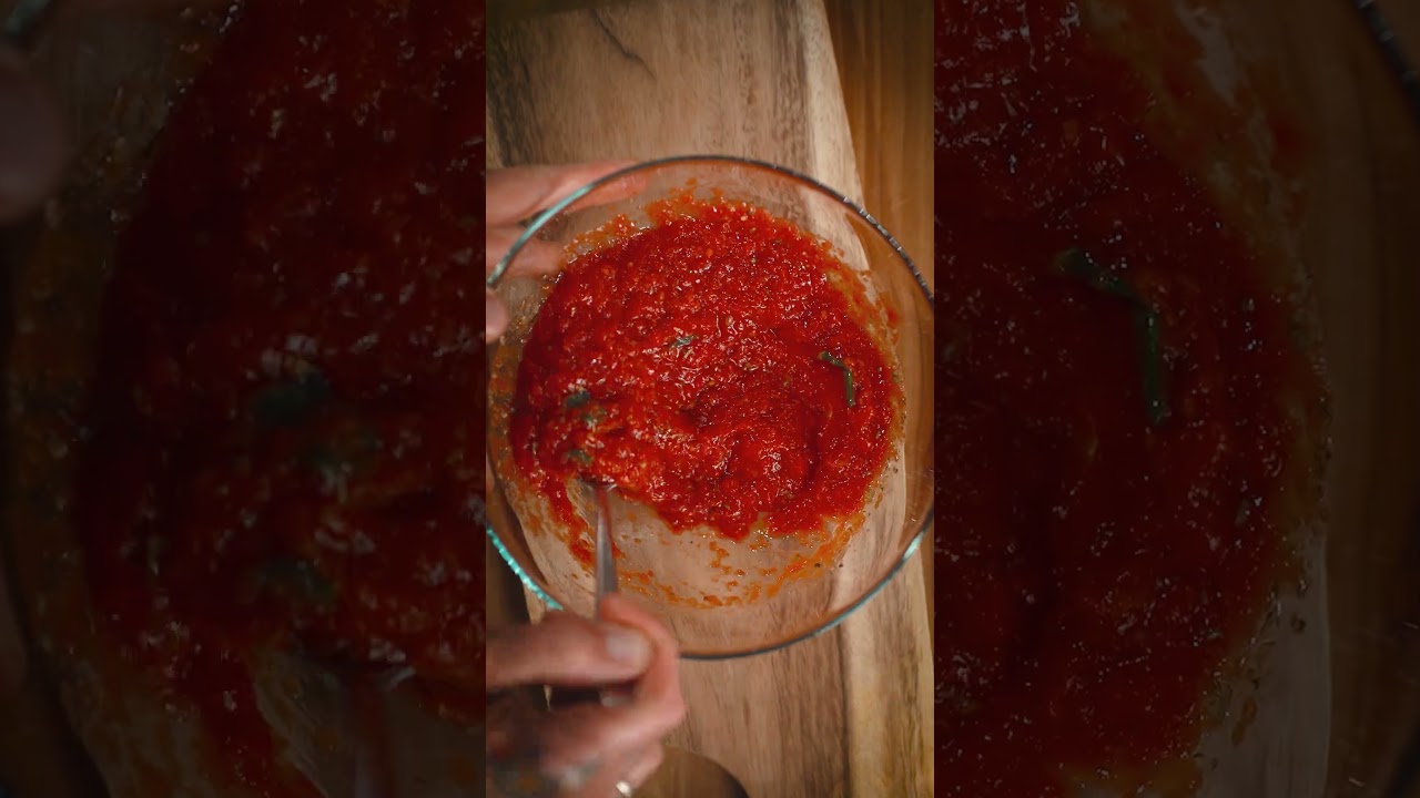 2,5-minutowa pizza z domowego piekarnika. [reklama] #foxxgotuje #electrolux #przepis #pizza