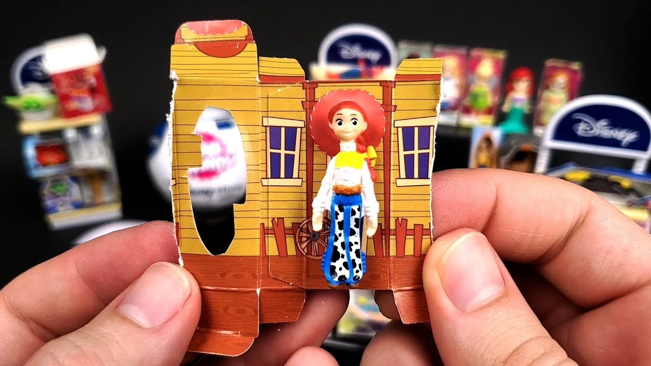 Разрезаем мини-бренды магазина Disney Store, чтобы увидеть, что внутри