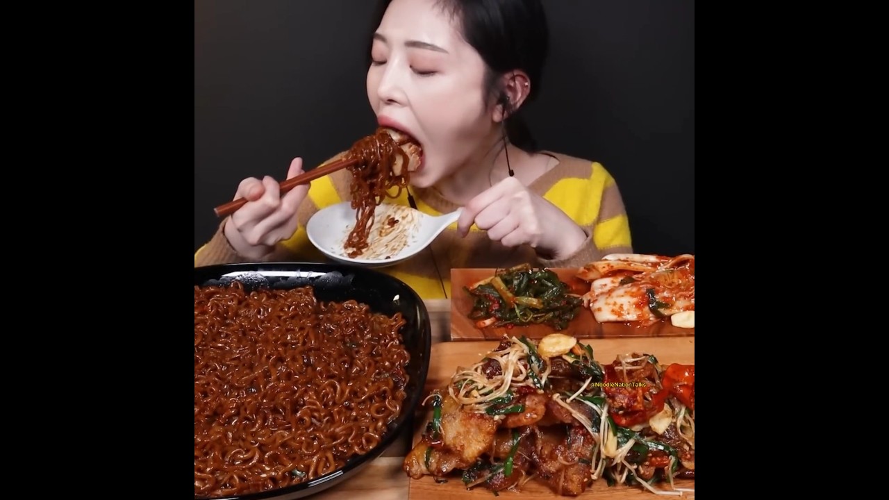 Black Bean Noodles, Kimchi & Fried Pork 🤤❤️ #asmr #mukbang #bigbites #satisfying @EatwithBoki
