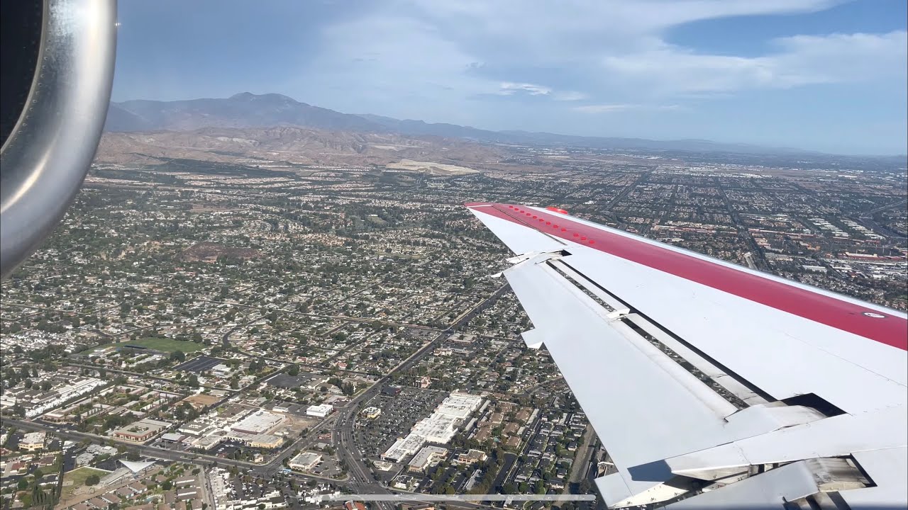 JetSuiteX [JSX] Embraer ERJ-135 Approach & Landing Orange County-John Wayne Airport (KSNA)