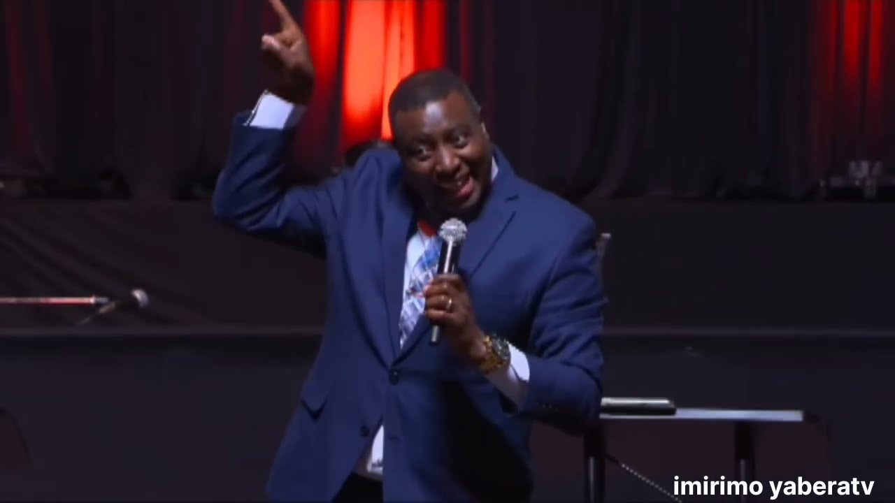 DR PAUL M.GITWAZA UYUMWAKA  NUWIBIRENZE  IBYO WIBWIRAGA
