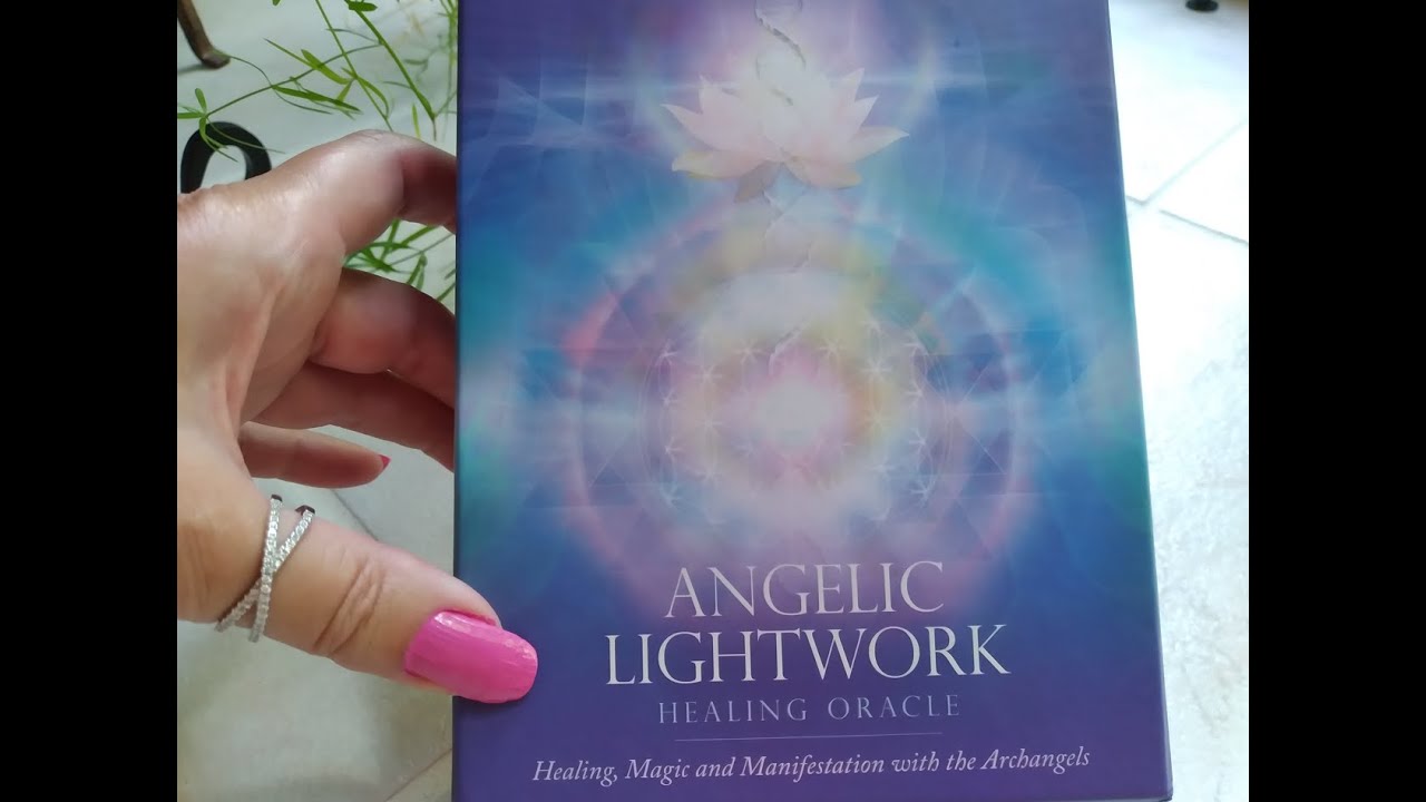 Traceyhd's Review Of The ANGELIC LIGHTWORK HEALING ORACLE