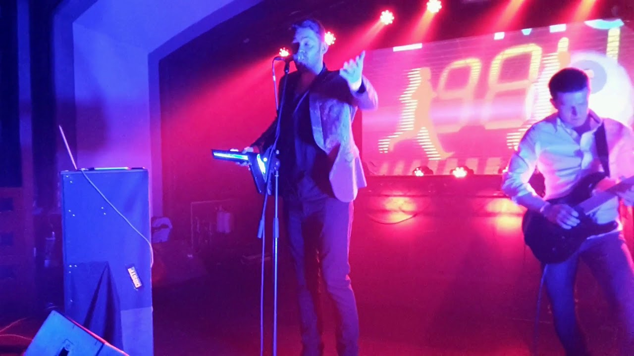 Michael Oakley - Turn Back Time - Live at Outland Glasgow 2018
