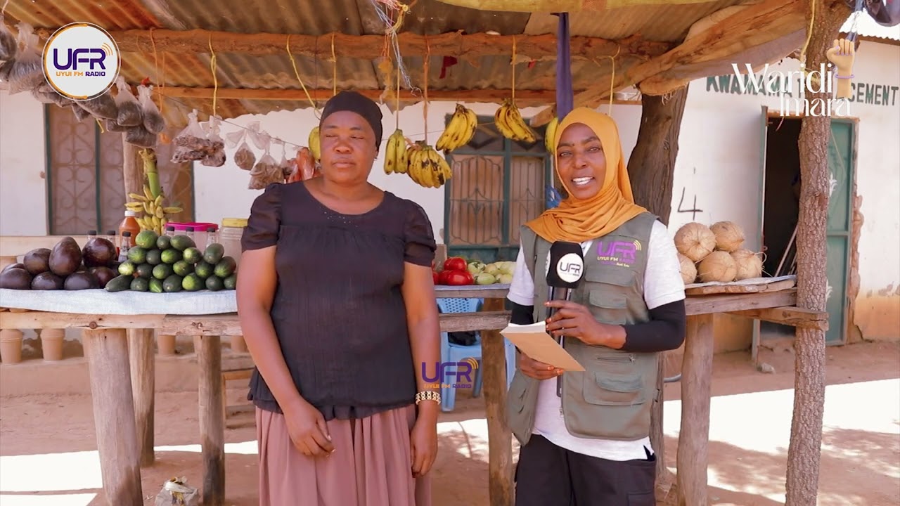 MAMA MFANYABIASHARA MDOGO AKABIDHIWA PESA TASLIMU NA UFR KWA AJILI KUBORESHA BIASHARA YAKE