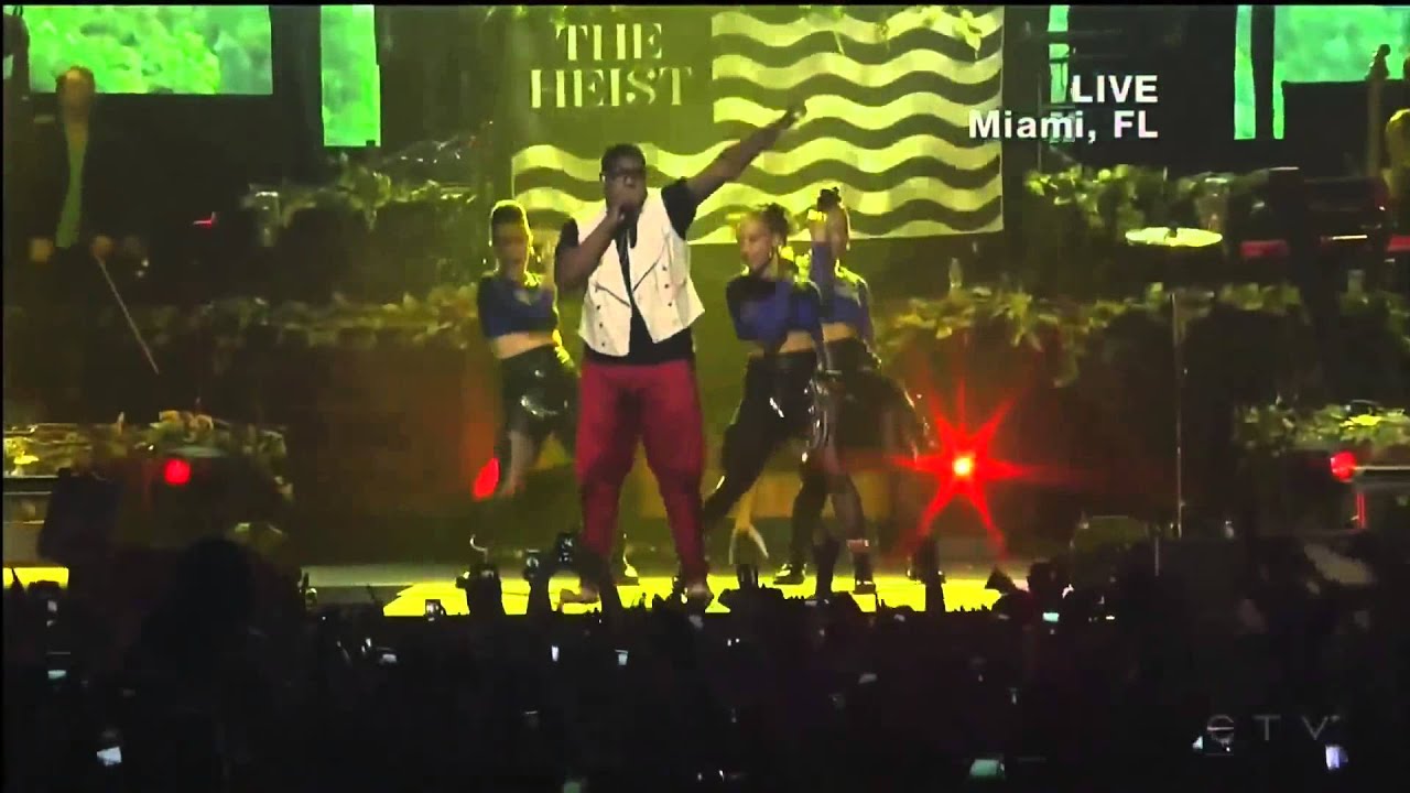 Macklemore & Ryan Lewis - Can't hold us LIVE (HD)