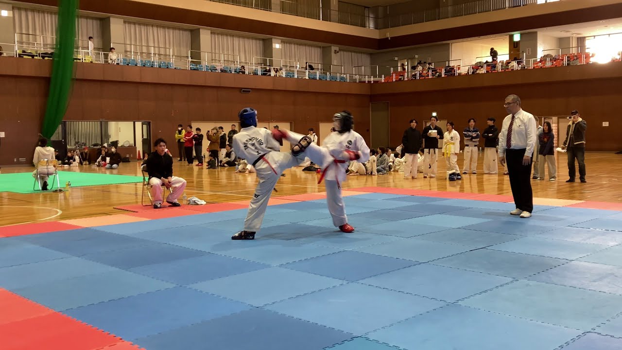 第26回愛知県大会《組手》成年部 女子 ライト級（決勝の2R）26th Aichi Championship Sparring Senior Female Light weight FINAL
