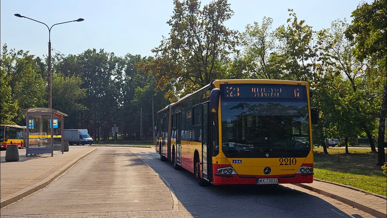 Linia 320 - Mercedes-Benz Conecto G #2210 (MZA Warszawa)
