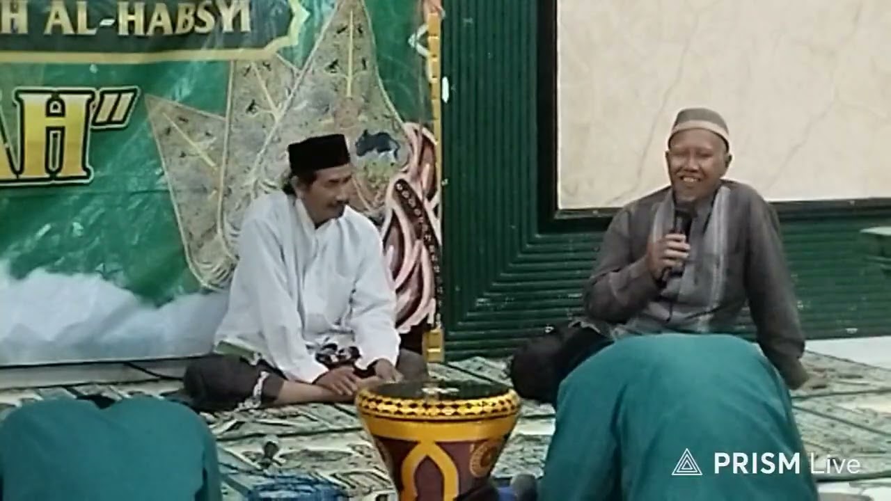 Mahalul Qiyam Majelis Sholawat Wal Maulid MUWASHOLAH MTS MA'ARIF AMBULU 