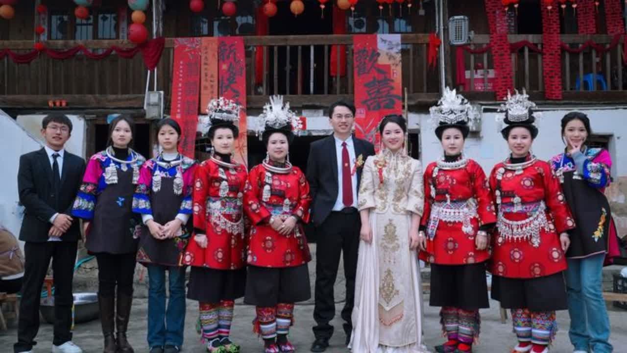 丹寨卡拉至羊甲婚礼跟拍，伴娘很多很多#婚礼跟拍 #贵州婚礼 #苗族婚礼 #摄影师日常