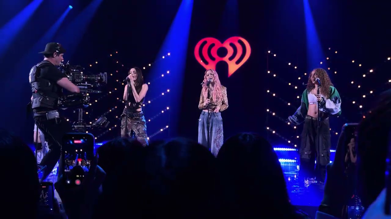 SWV - Weak (GIRLSET Cover) @ iHeart KPOP w/ JOJO LIVE in LA