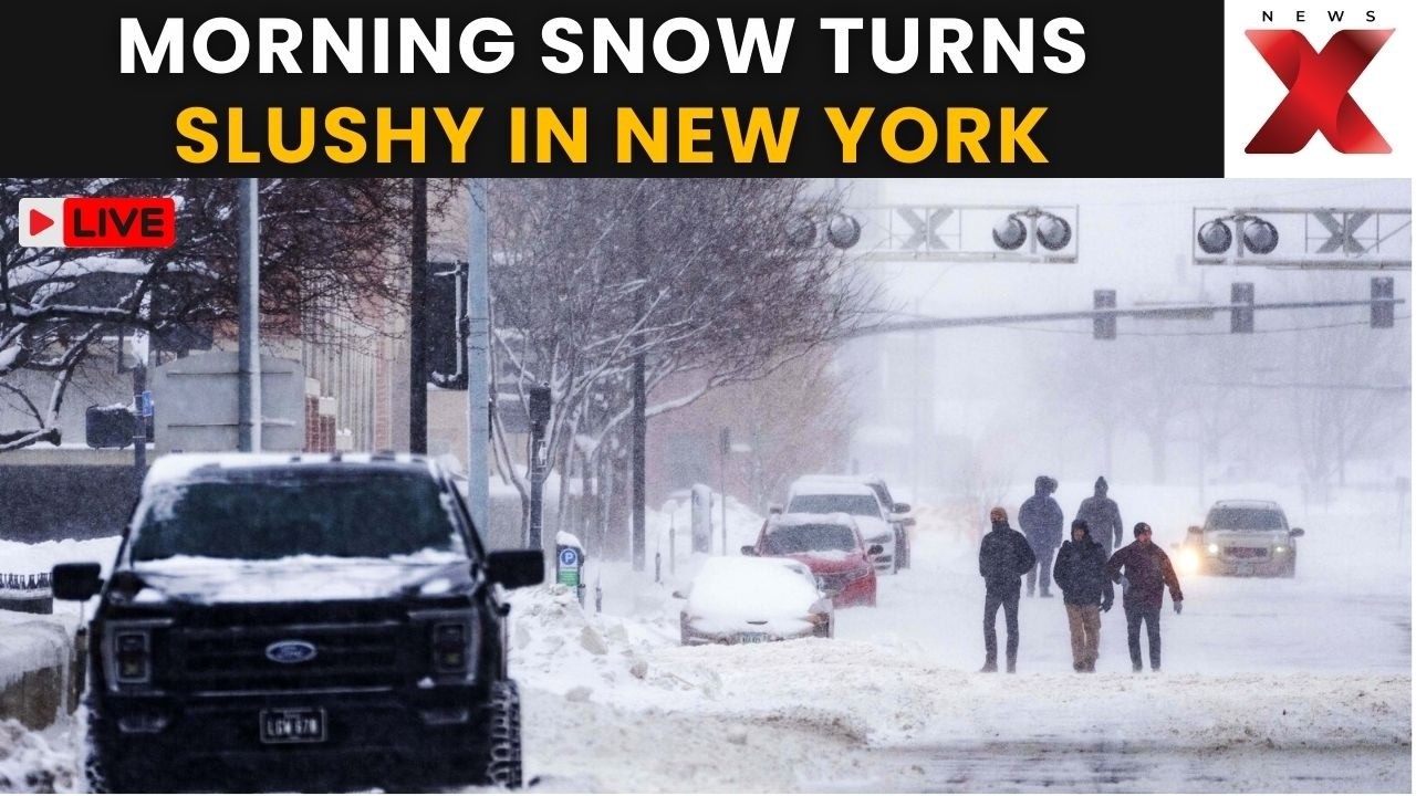 New York Snow Storm LIVE: Slushy Streets Bring Chaos to NYC Walkers | NewsX