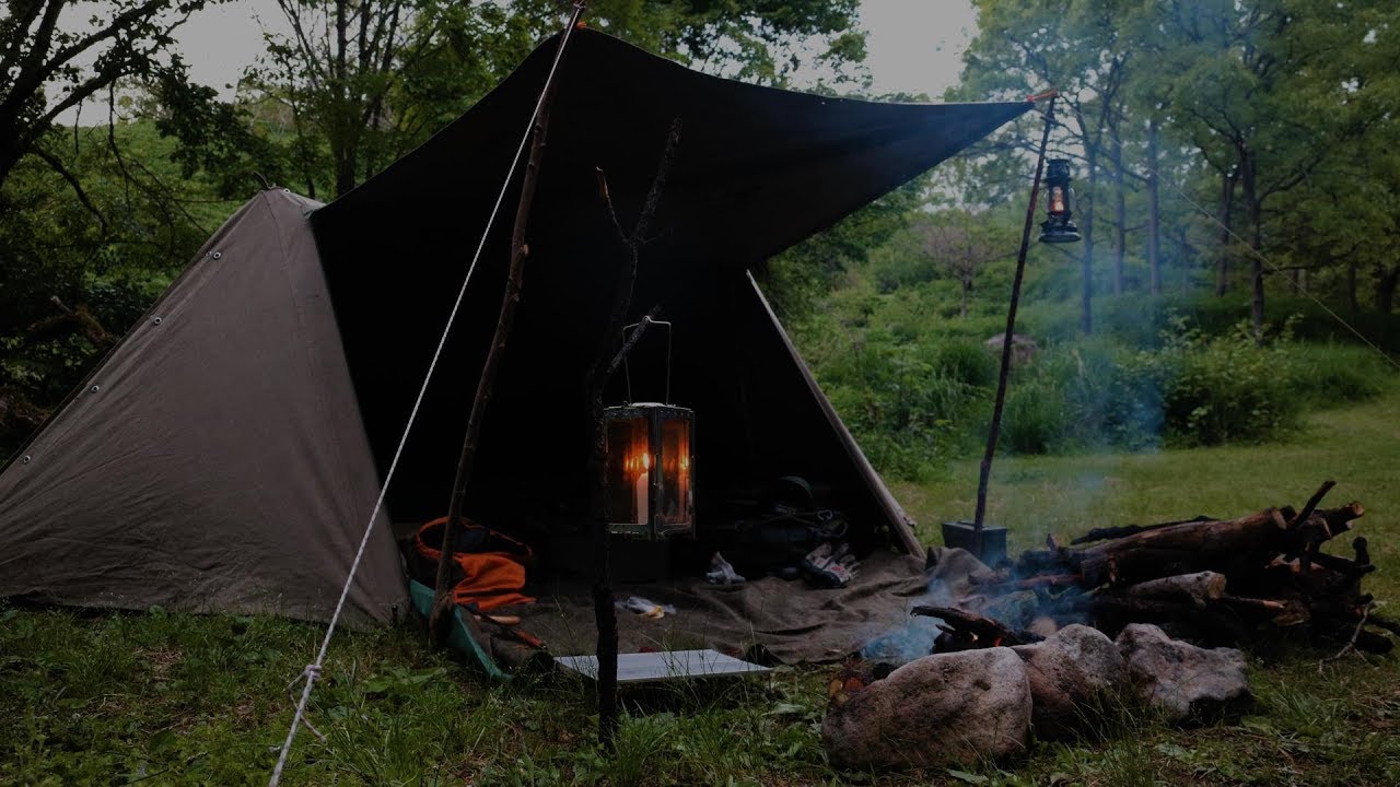 ソロキャンプ【ＵＳパップテントと霧雨】SoloCamping