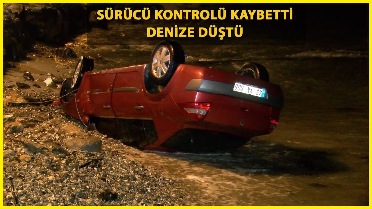 Tuzla'da Otomobil Denize Düştü