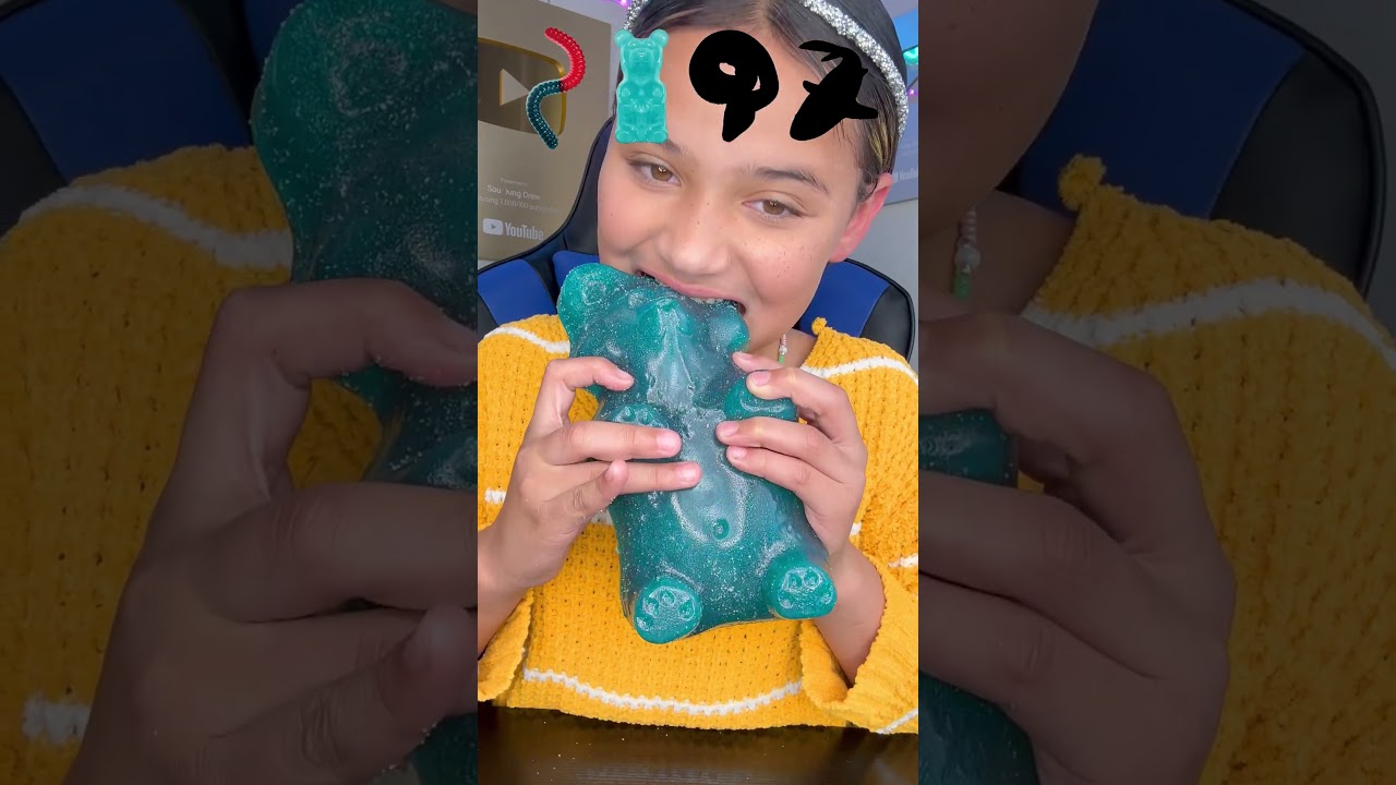 Sour Family GIANT Gummy Animal Challenge! 😱