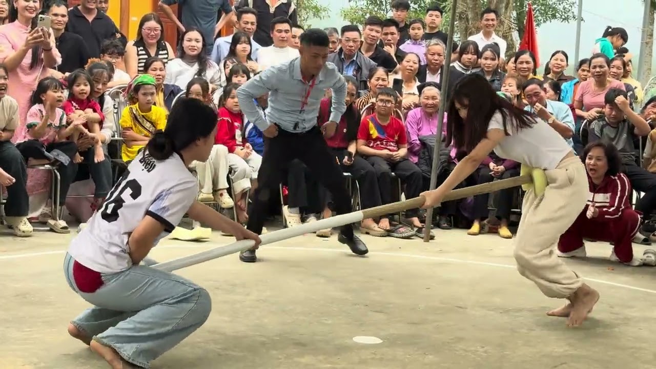 Trò chơi đẩy gậy nữ 2026