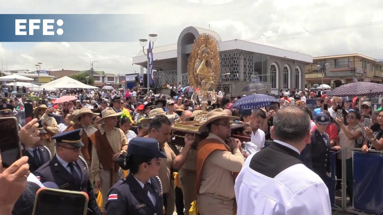 Miles de peregrinos expresan su devoción a la Virgen de los Ángeles, patrona de Costa Rica