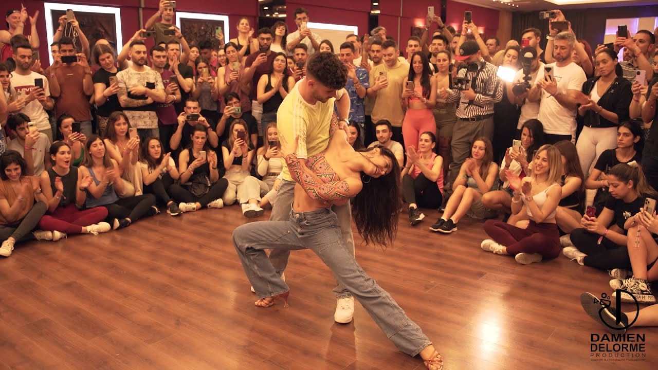 Luis y Andrea / Sola - Dj Husky (Bachata Remix)/ BCN Sensual FAMILY / Bachata Sensual / Bachata Demo