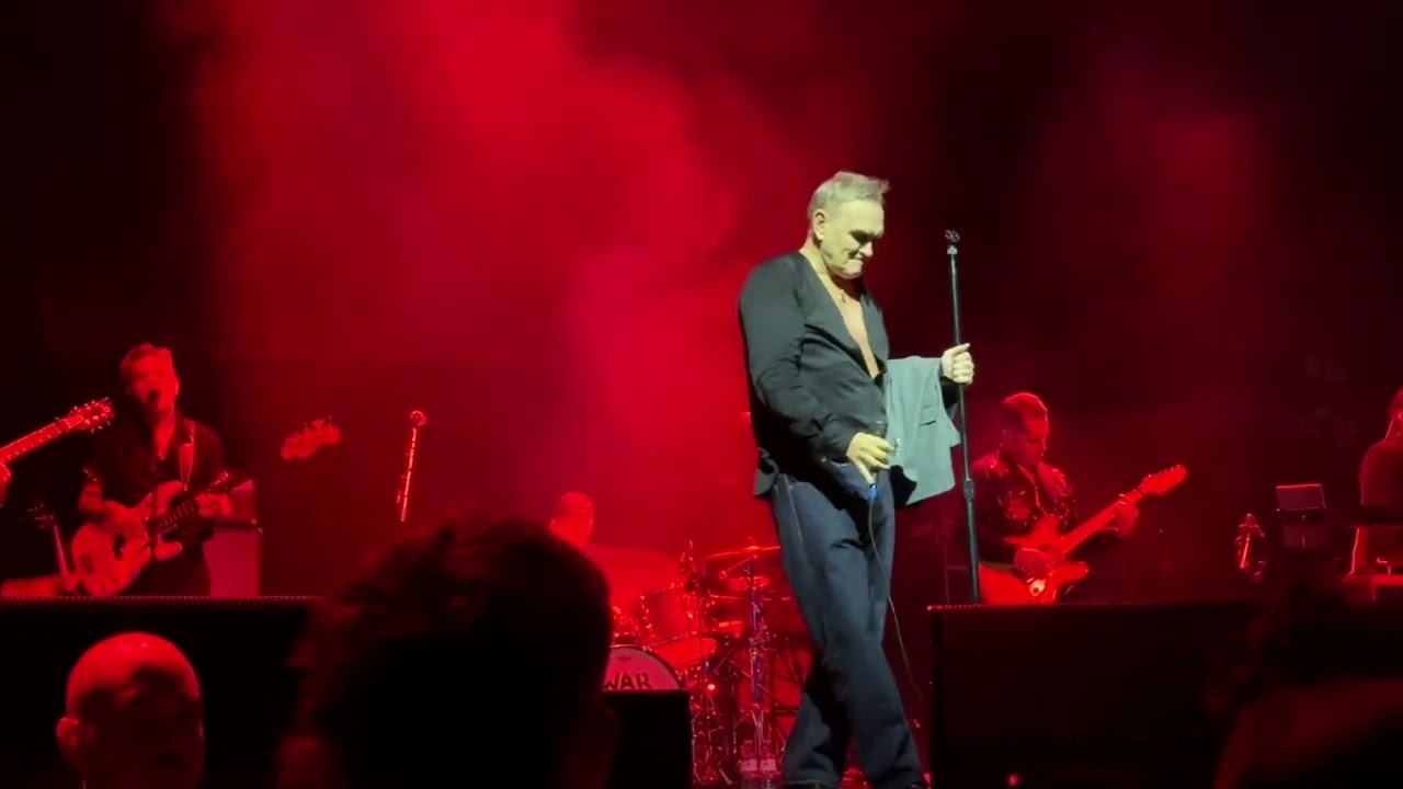 Morrissey @ GLASGOW 04.05.2025 O2 Academy « Bonfire of Teenagers »