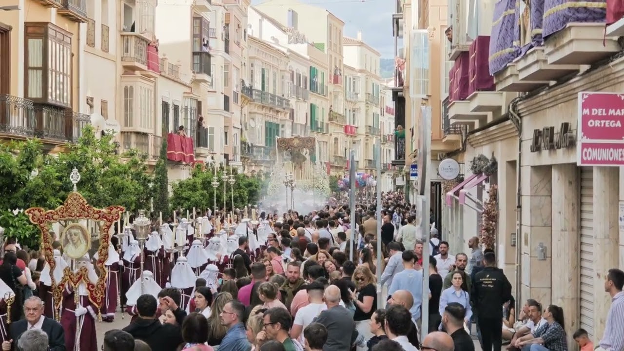 Málaga 2025 || Lunes Santo || Gitanos, Estudiantes, Pasión, Crucifixión, Dolores del Puente