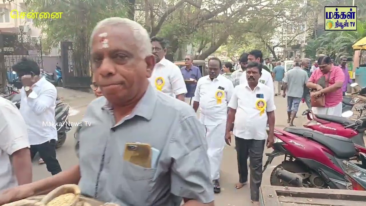  ஓம் சக்தி பால விநாயகர் திருக்கோவிலின் பெருவிழா காளிதாஸ் அவர்களின் தலைமையிலும் பாரூக் நடைபெற்றது 