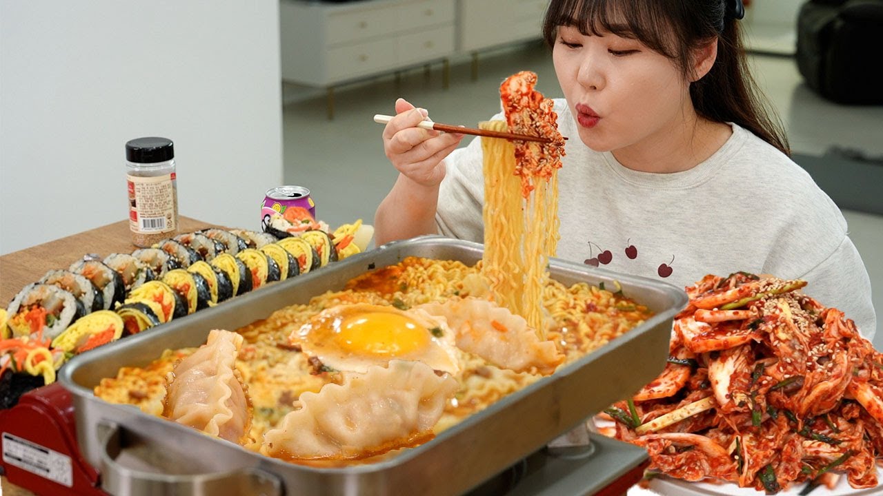 Острый джин-рамэн с кето кимбапом, кимбапом из свинины🍜🍣Рецепт свежего кимчи и мукбанга