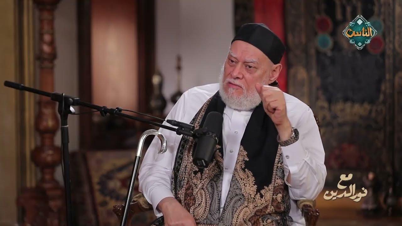 لماذا يتعين على طالب العلم اتباع مذهب فقهي معين ؟ أ.د علي جمعة يجيب