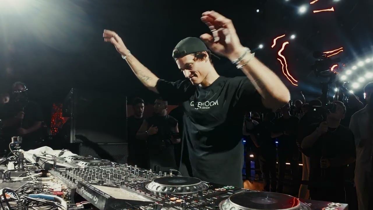 Innellea, Alphadog - STOP (Live from D Bay, Egypt)