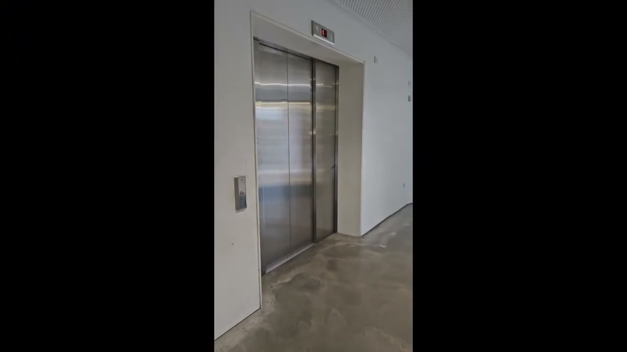 Glasgow Lifts UK Complation
