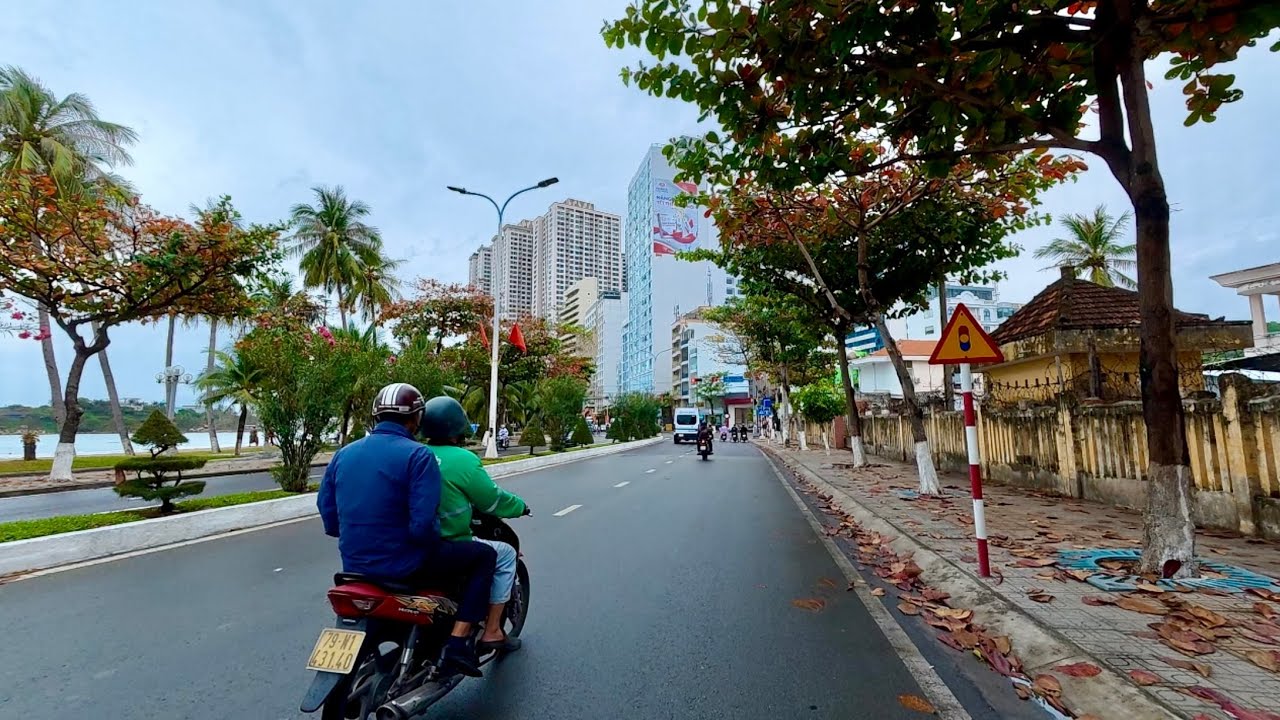 Từ Đường Phạm Văn Đồng Cua Và Hòn Chồng và Đường 2/4 Nha Trang | NTTT