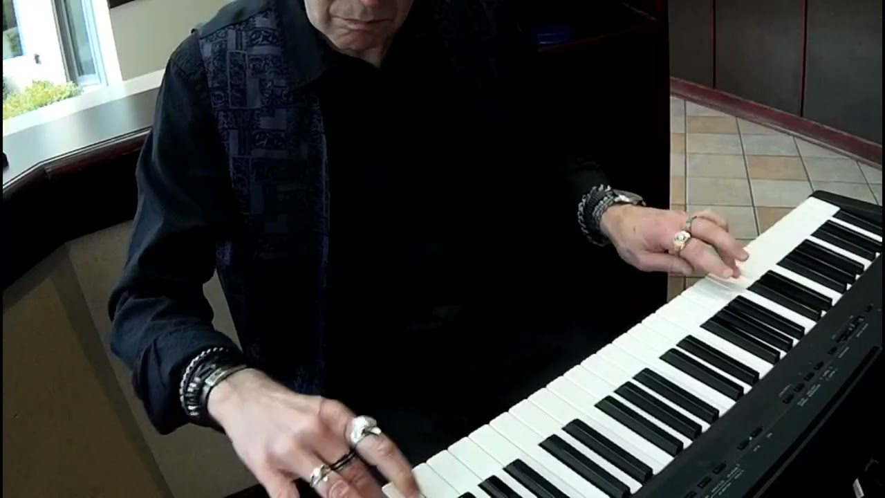 Fly Me To The Moon (cover) Ron Campbell solo piano