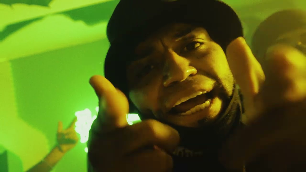 C -Records  - Le salimos a la guerra 2 ft Tazer 813 (Video Oficial)