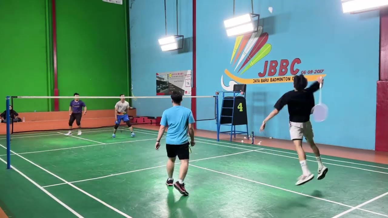 Badminton SANTAI Tapi Taruhan Pocari Serius!