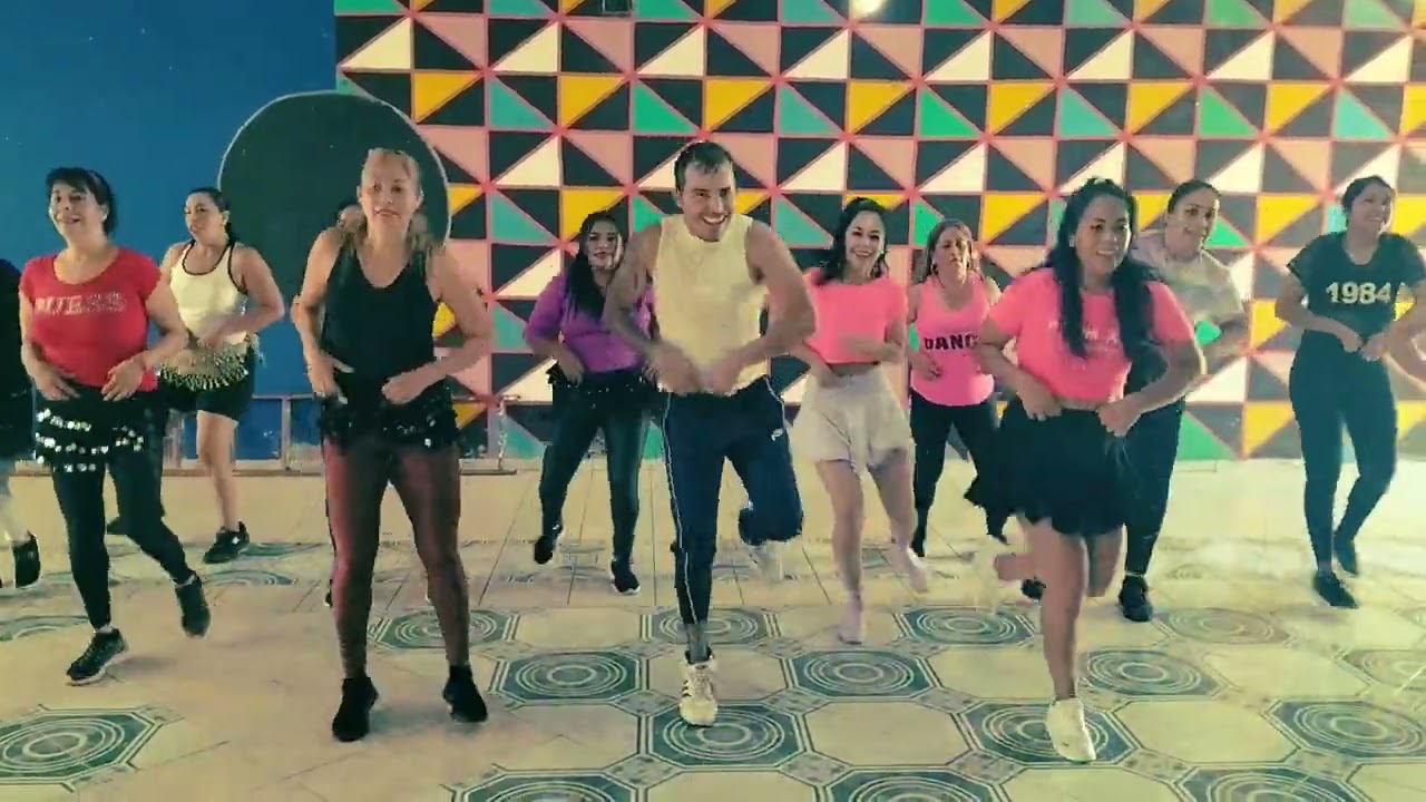 ,Deorro ,Los Tucanes de Tijuana & Maffio _ Yo las pongo