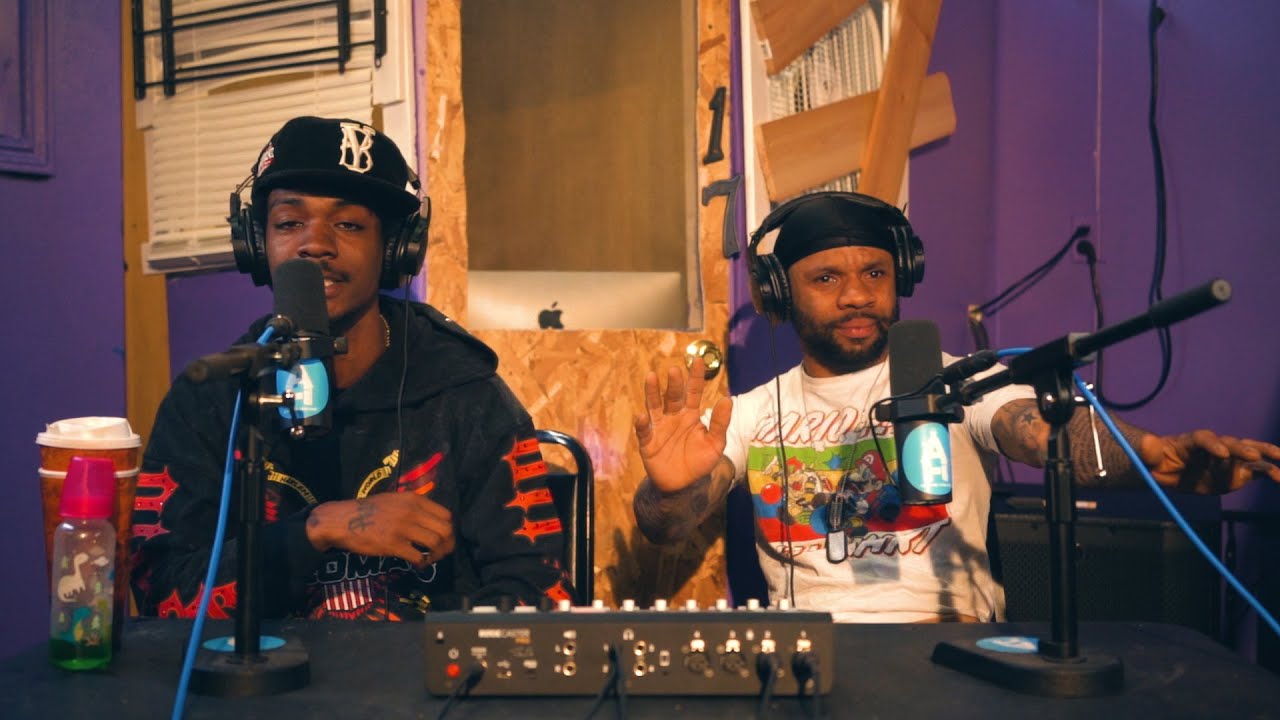 Warren Ohio Rapper Boog SoSo Stops By Auntie House To Drop Hot Freestyle
