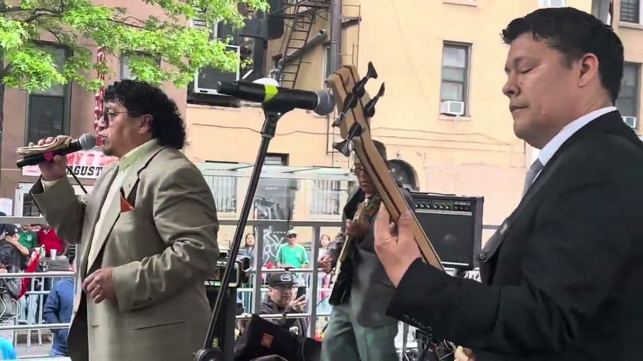 Solitario | Los pasteles Verdes | Festival de 5 de Mayo en Manhattan