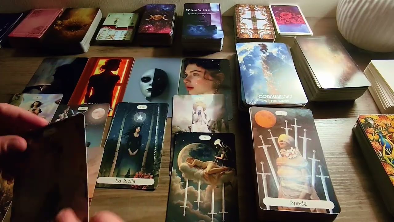 🥀TI DICE CHE CHE È CONFUSO...MA LA VERITÀ È UN'ALTRA! ✨ECCO COSA LO BLOCCA DAVVERO...🫢🤯#tarot 