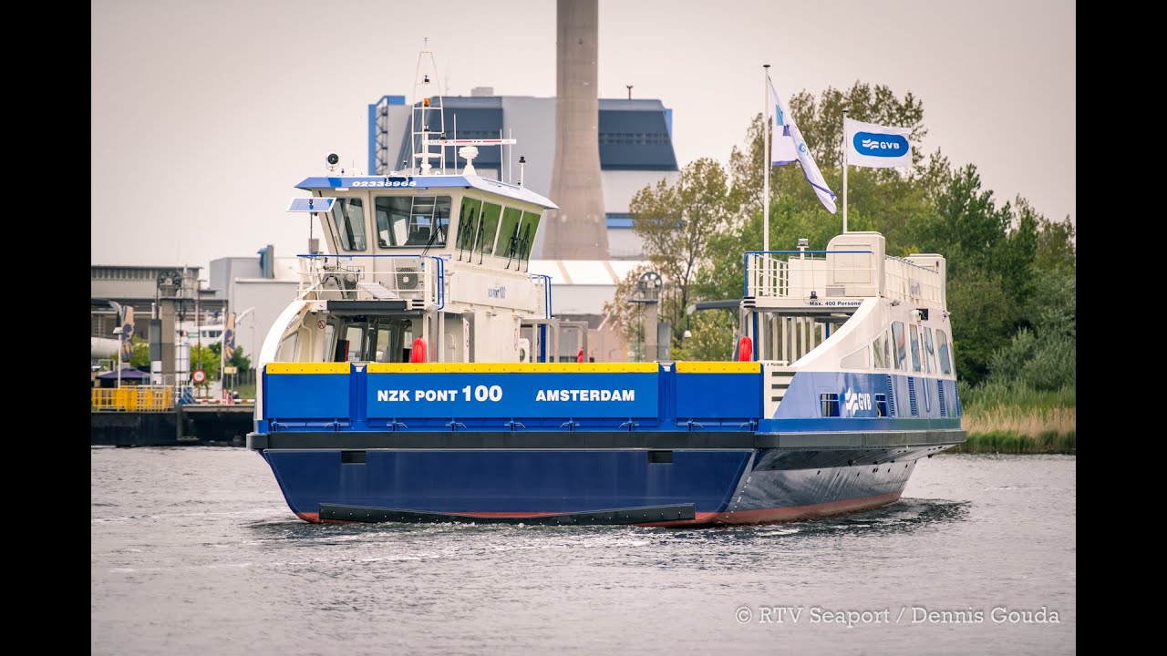 Nieuwe elektrische pont word getest in Velsen