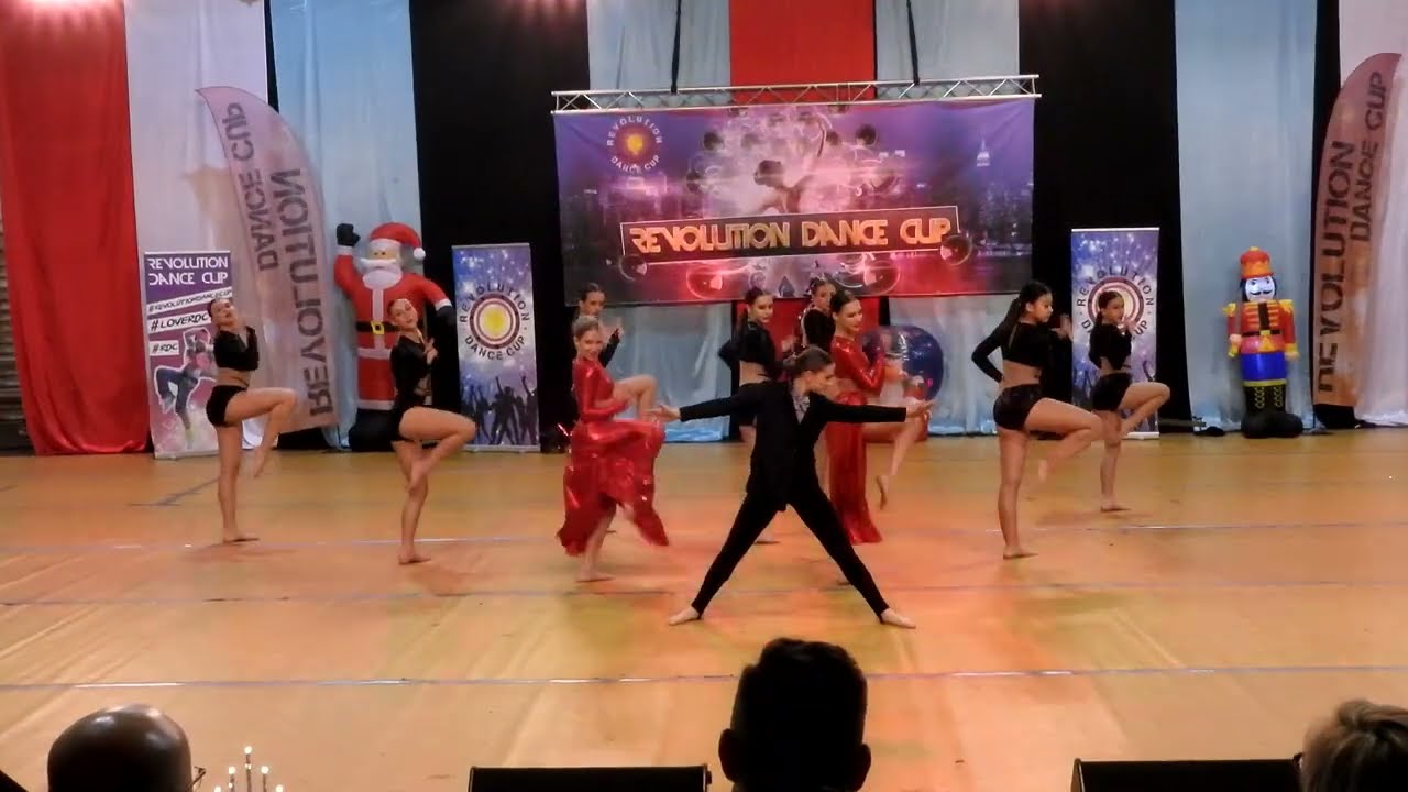 James Bond - Feeling Táncstúdió - Revolution Dance Cup - 2022.12.10