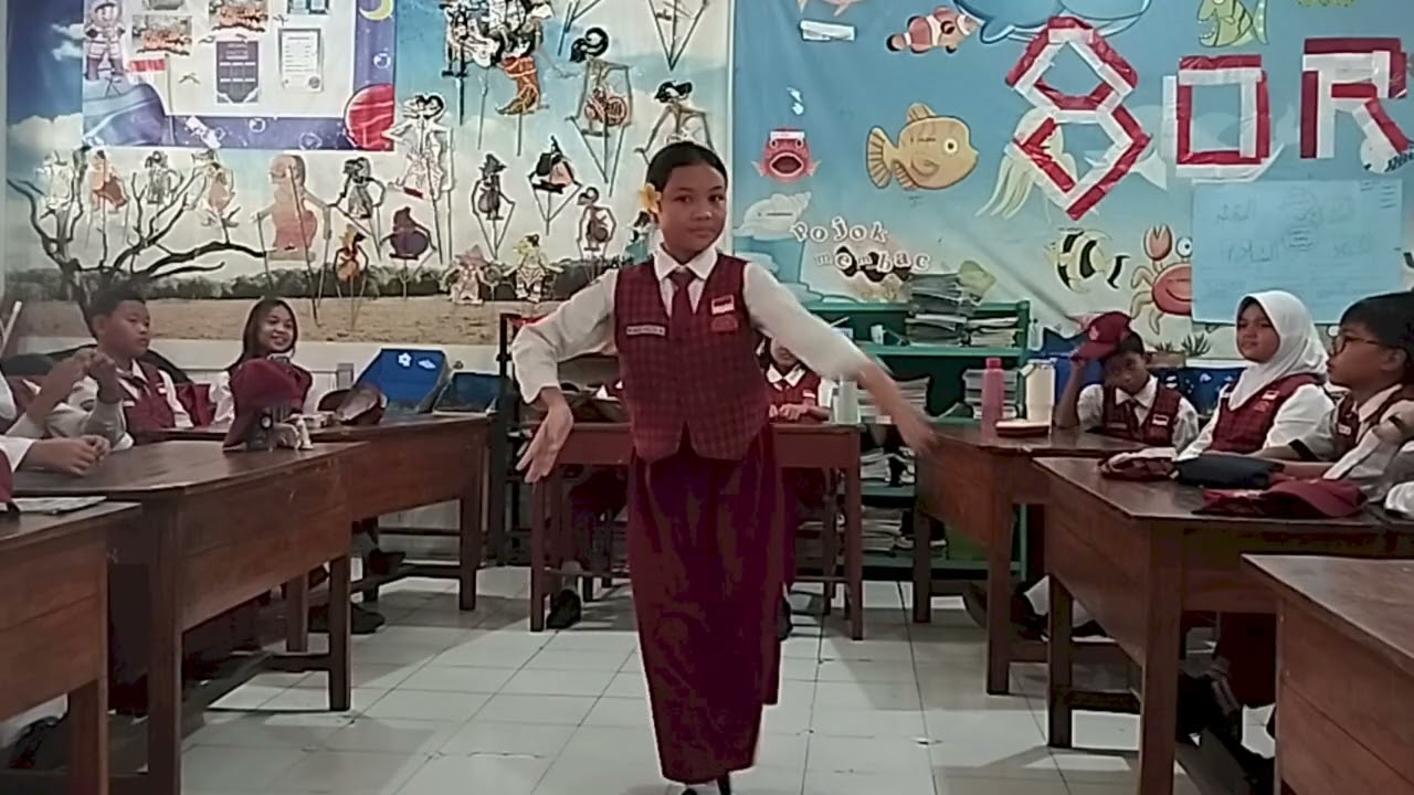 Tari Puspanjali Murid Kelas 5