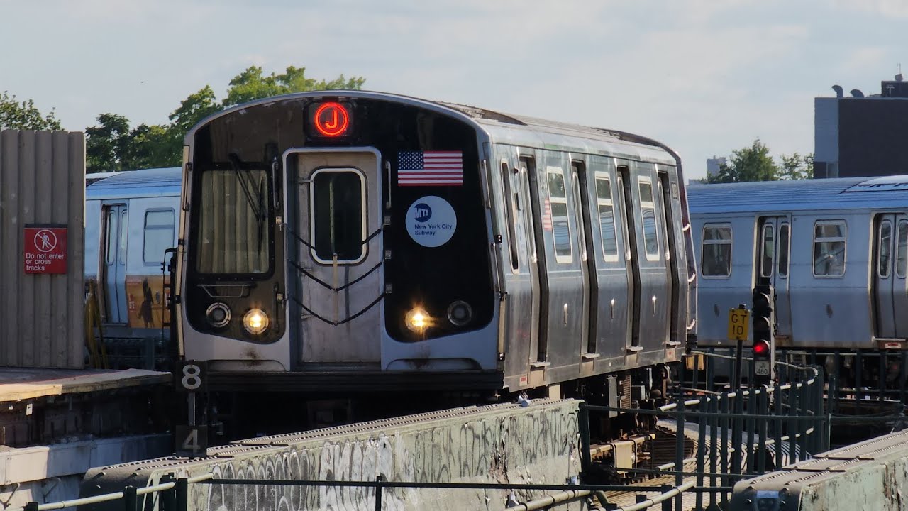 (NIS trains) MTA Subway J & Z trains at Cypress Hills