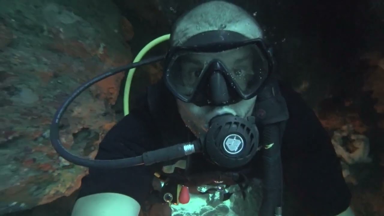 El Nido Tunnel Dive – Philippines 🌊🤿