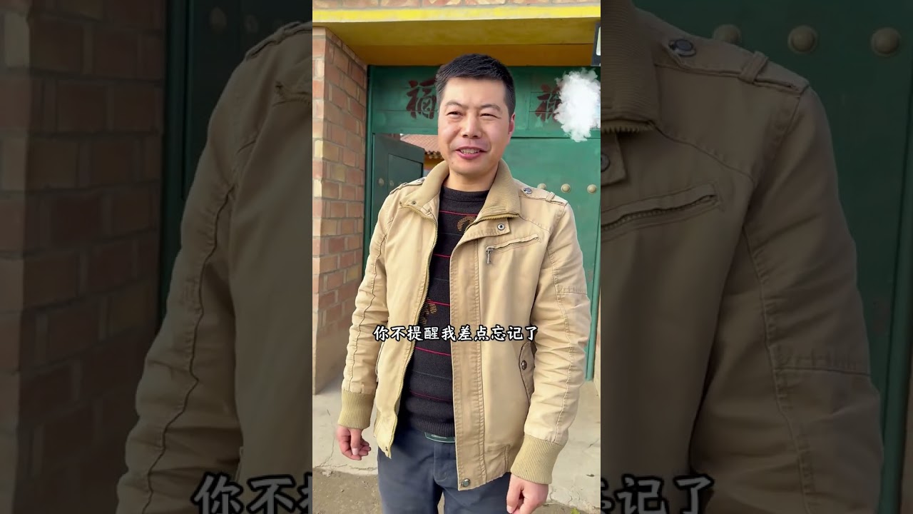 平时厨房用的锅底有厚厚的黑垢和油污了，每次老妈刷锅底都会费很大劲，还弄的不太干净，用这个锅底清洁膜，清理锅底的黑垢和油污，就像给锅底敷面膜一样简单，油污就被清理干净了，轻松又省力#记录真实生活 #陇