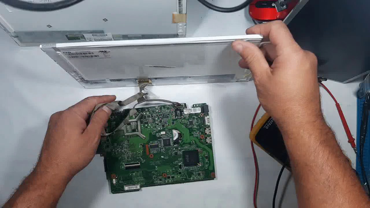 Notebook não acende a tela. COMO TESTAR TELA DISPLAY DE NOTE NOTEBOOKS VÁRIOS MODELOS