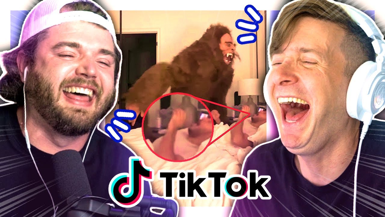 Showing @fourzer0seven my favorite TikToks....the boomer way