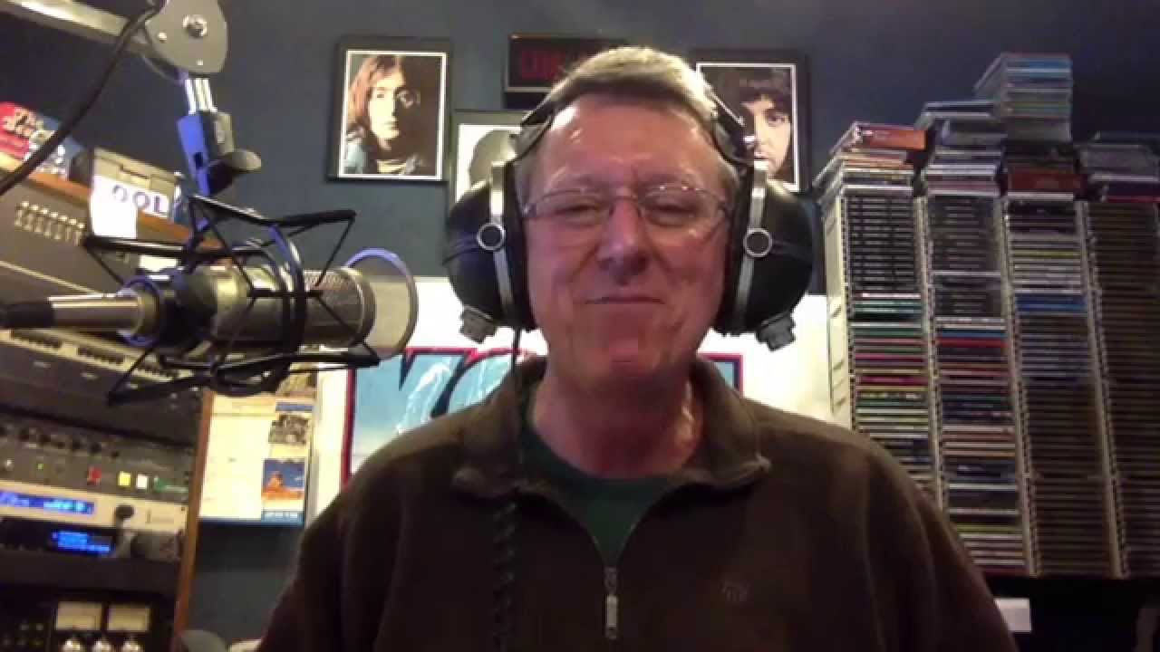 Fun With Vintage 1970's  Pioneer Headphones