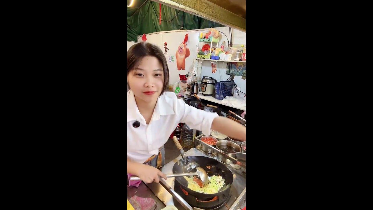 00后摆摊小可爱直播